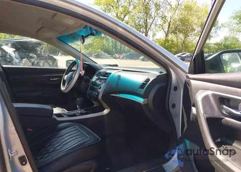 2015 Nissan Altima 2.5 S из США, поврежденный, VIN 1N4AL3APXFC442581